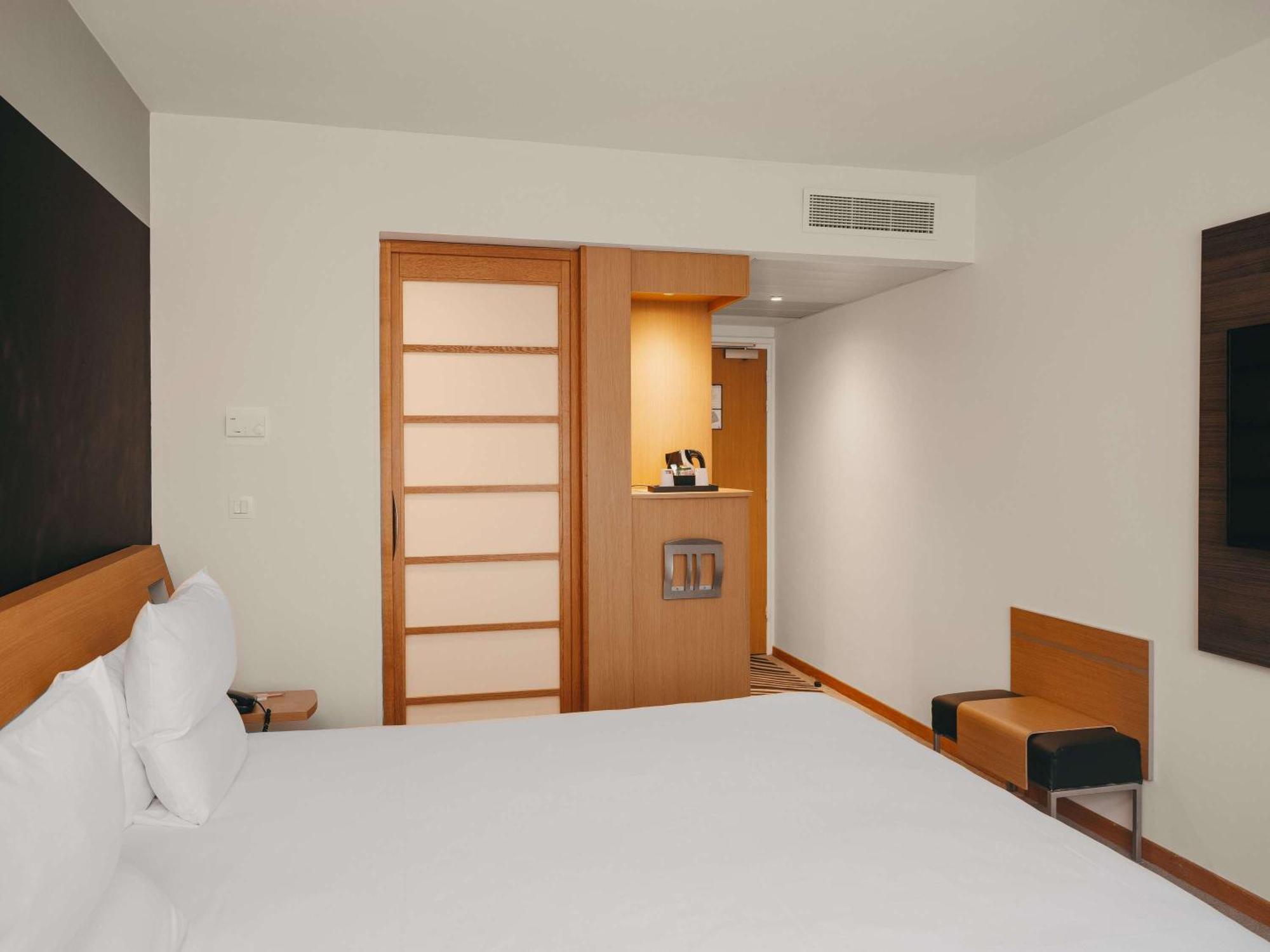 Novotel Paris Centre Tour Eiffel Екстер'єр фото